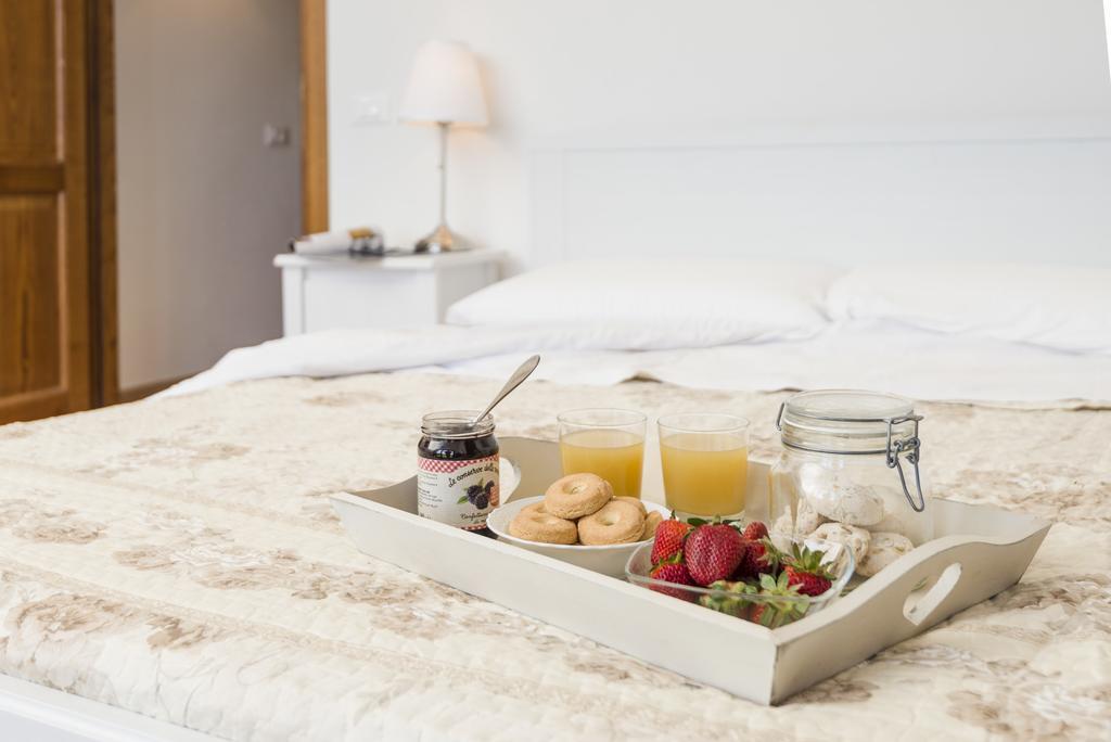 Agriturismo Terre Di Castiglione 카스틸리오네 델라 페스카이아 외부 사진