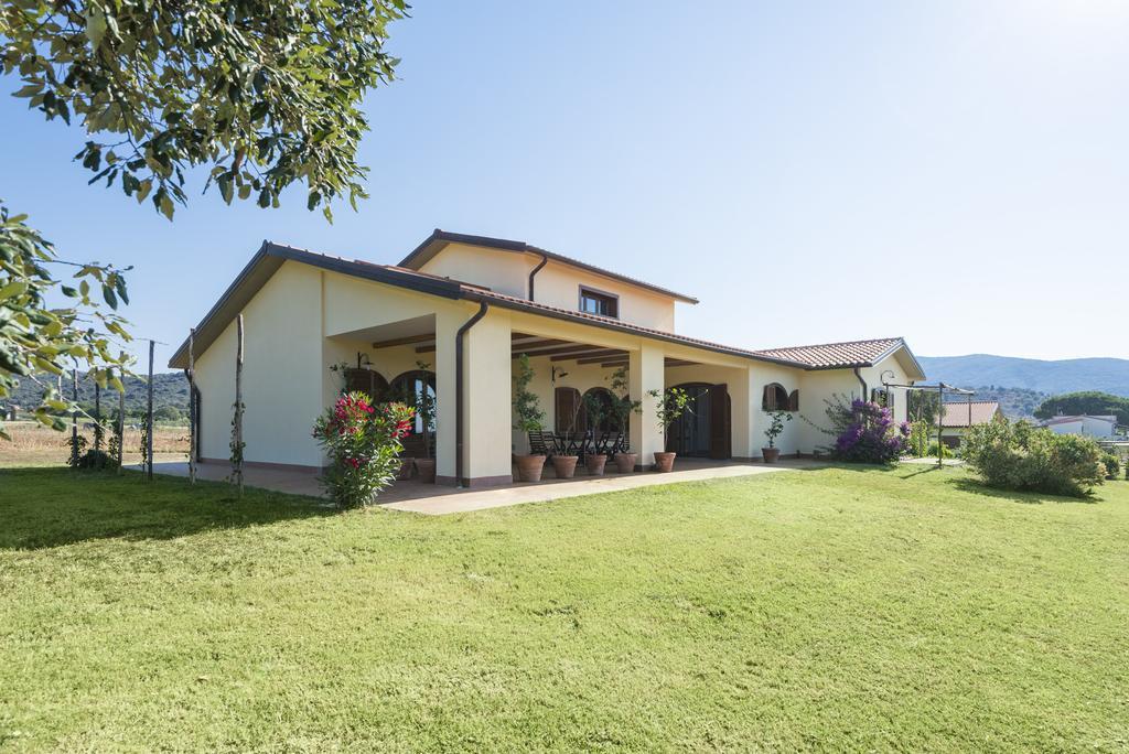 Agriturismo Terre Di Castiglione 카스틸리오네 델라 페스카이아 외부 사진